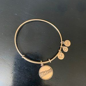 UMASS Alex and Ani bracelet bangle University of Massachusetts expandable